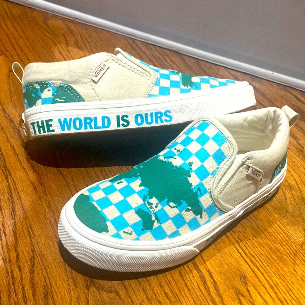 Vans Youth Asher Eco Positivity Oatmeal/Multi Slip On Shoes Sz 3 Youth Unisex!!!